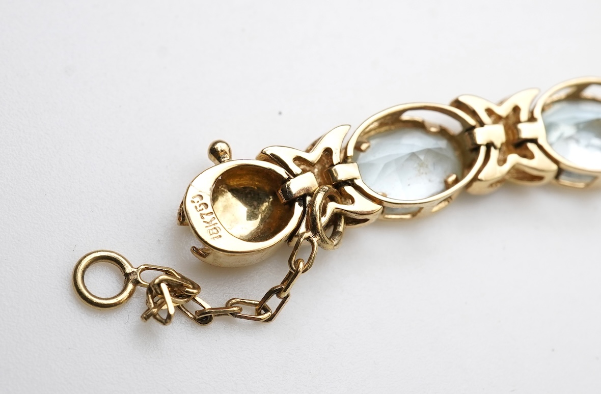 A set of aquamarine jewels